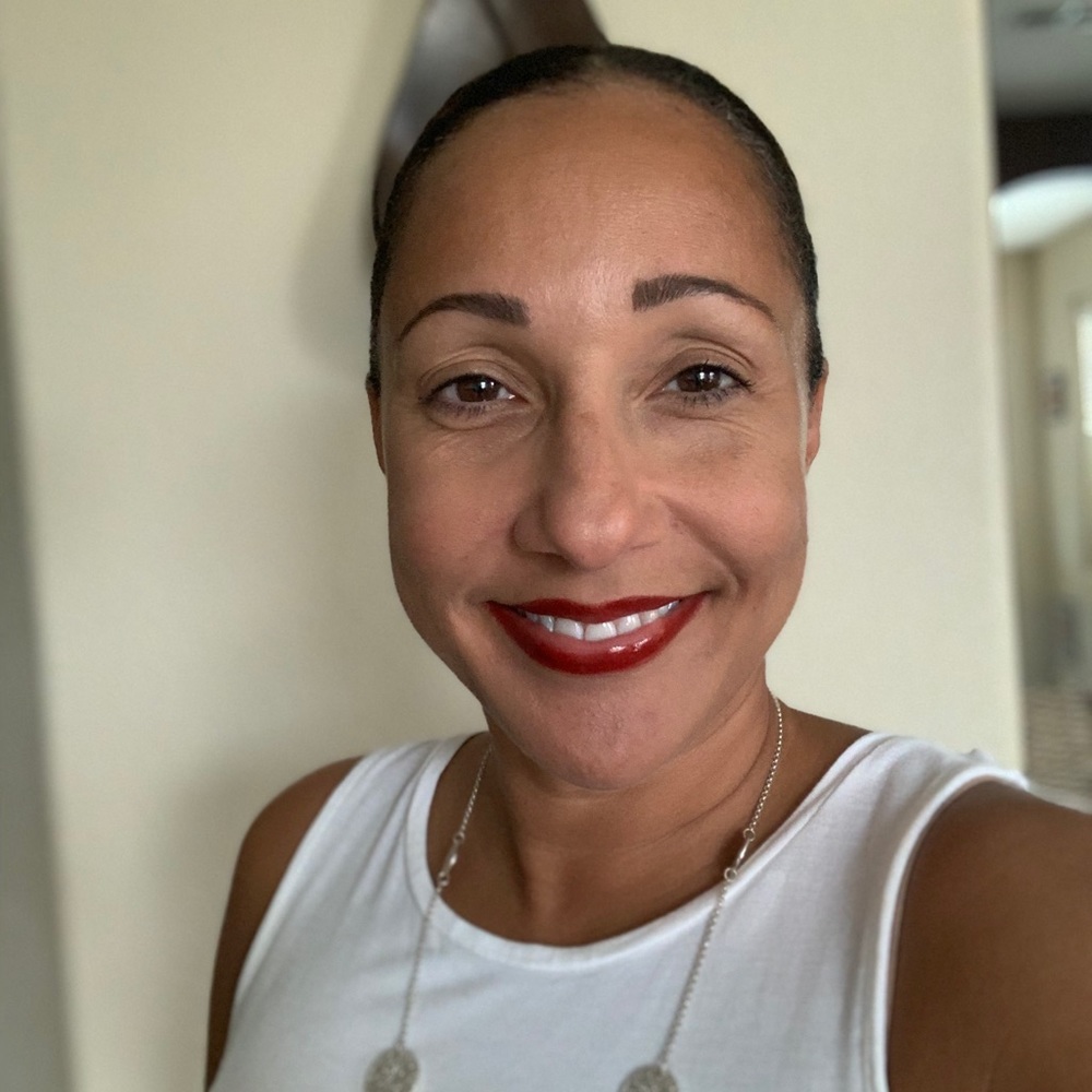 Meet your Posher, Rolanda